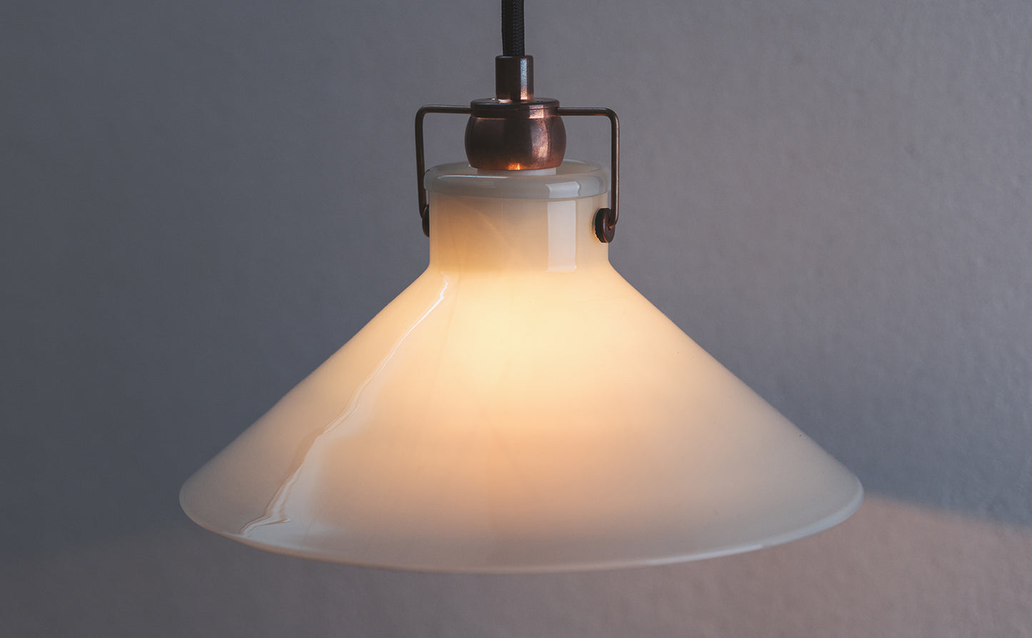 Conical Pendant Light L  White